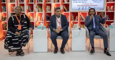 هل يواجه الأدب الأفريقى صعوبات داخل المجتمعات الأخرى؟ كتاب أفارقة يناقشون