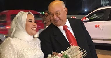 علاء زينهم يحتفل بزفاف ابنته هالة بحضور الأهل والأقارب .. صور