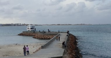 أجواء غائمة وطقس مائل للبرودة على مطروح والساحل الشمالى.. لايف