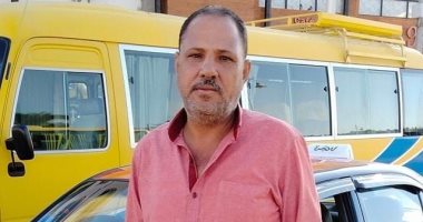 أمانة سائق بالغردقة.. عثر على حقيبة سائح واعادها له قبل سفره لبلاده بدقائق.. صور