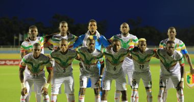 ديانج يقود منتخب مالي للتأهل للمرحلة الفاصلة في تصفيات كأس العالم