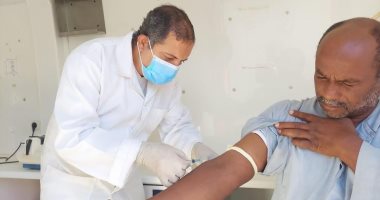 حياة كريمة.. الكشف على 226 مواطن فى قافلة طبية بقرى مدينة مرسى علم 