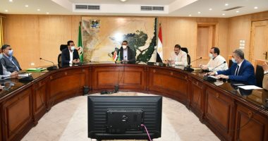 محافظ الفيوم يوجه وكيل وزارة الرى برصد التعديات على المجارى المائية 