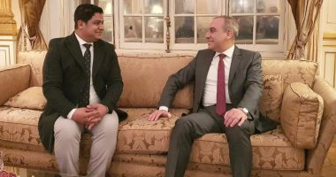 سفير مصر بفرنسا فى تصريحات للصحفيين من باريس: بيان مهم فى ختام مؤتمر ليبيا.. العلاقات بين مصر وفرنسا قوية وراسخة وتشهد طفرة هائلة.. ويؤكد: السلطات الفرنسية تسعى إلى إيجاد حل قريب لملف سد النهضة