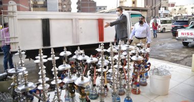 محافظ الغربية يضبط 65 شيشة في جولة بمركز بسيون .. صور