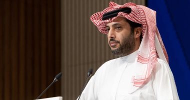 المستشار تركى آل الشيخ يروج لعرض سيرك دو سوليه ميسى: "ساعة ونصف من المتعة"