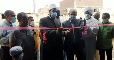 الأوقاف تفتح مسجد الفلاليح بأسوان وسط التزام بالإجراءات الاحترازية.. صور