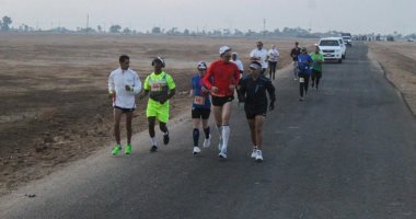 انطلاق مهرجان الفراعنة الدولى للجرى من هرم هوارة بالفيوم حتى سقارة بالجيزة