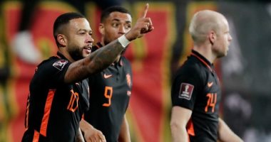 ديباى يقود هجوم منتخب هولندا ضد النرويج فى تصفيات كأس العالم 