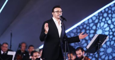 صابر الرباعي يفتتح حفل مهرجان الموسيقي العربية بأغنية "ببساطة".. صور