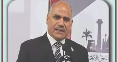 الاثنين.. مهرجان الشعر العربي يكرم رئيس جامعة الأقصر مع انطلاقه