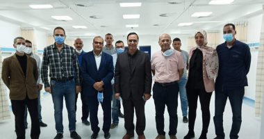 مجلس مستشفيات جامعة القناة يتفقدا المراحل النهائية للكبسولات الجراحية الجديدة.. صور