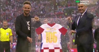 تكريم راكيتيتش فى مواجهة كراوتيا أمام روسيا بعد اعتزاله دولياً.. صور