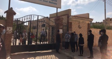 جامعة مطروح تبدأ تطبيق قرار منع دخول غير الحاصلين على لقاح كورونا .. صور