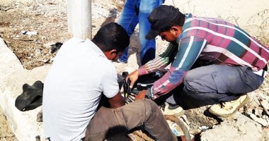 حملات مكثفة لصيانة أعمدة الإنارة بمدينة القصير حفاظا على أرواح المواطنين ..صور