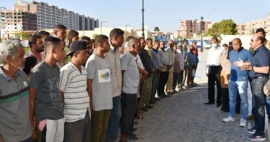 محافظ أسوان يشدد على تكثيف الجهود لإزالة آثار السيول