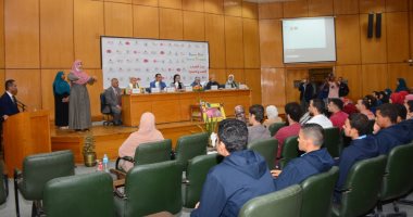تفاصيل وقائع مؤتمر لغة الإشارة واتيكيت التعامل مع ذوى الإعاقة السمعية بأسيوط