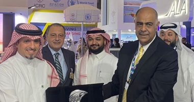 مصر للطيران للخطوط الجوية توقع عقدا مع الشركة السعودية للخدمات الأرضية     
