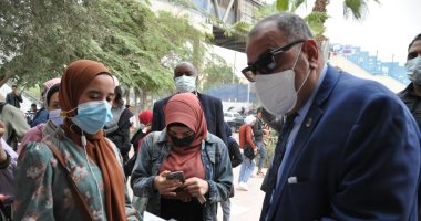 رئيس جامعة حلوان: تطعيم 11 ألفا من المنتسبين للجامعة وحظر دخول غير الحاصلين على اللقاح