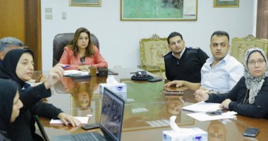 محافظ دمياط تبحث خطة تنفيذ أعمال صيانة كوبرى دمياط المعدنى