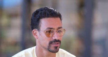 سألنا أحمد داوود: إيه سر استمرار جوازك من علا رشدى؟.. الرد مفاجأة.. فيديو