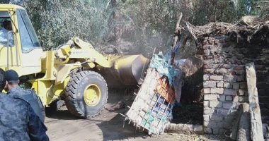 إزالة 169 حالة تعد على أراضى أملاك دولة ومبان بأسيوط والشرقية والبحيرة