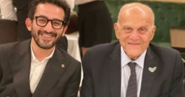 أحمد حلمى يوجه رسالة لـلدكتور مجدى يعقوب فى عيد ميلاده:ربنا يطولنا فى عمرك