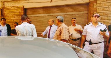 حى عين شمس يزيل مبنى مخالفا ويرفع الإشغالات من 7 شوارع