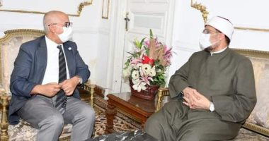 وزير الأوقاف يتسلم دعوة لحضور مؤتمر "الوحدة الإسلامية" بالإمارات ديسمبر المقبل