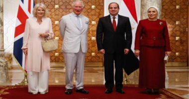 زيارة تاريخية لولى العهد البريطانى والدوقة كاميلا.. دوقة كورنوال تزور عزبة خير الله وتستمع لتجارب نسائية وتزرع "شجرة".. تشارلز يستمع لشباب الحرفيين فى بيت الرزاز.. ورسام الأمير يستبق أمير ويلز فى زيارة الأزهر