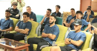 محافظ الإسماعيلية يحفز لاعبي الدراويش قبل مواجهة الزمالك