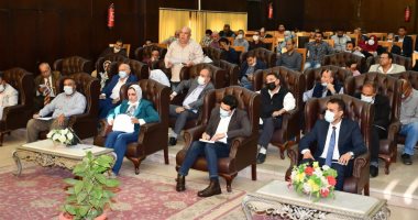 محافظ الفيوم وجهاز تعمير القاهرة ووفد مجلس الوزراء يتابعون مشروعات"حياة كريمة"