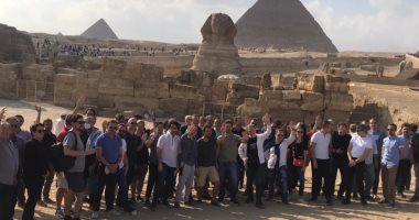 أوركسترا فيينا السيمفوني يزور الأهرامات والمتحف القومي للحضارة المصرية