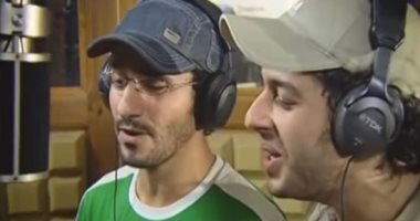 حماقي يهنئ أحمد حلمى بعيد ميلاده: كل سنة وأنت ممتعنا بصوتك.. والأخير يرد: حبيبى يا حمادة