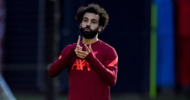 ليفربول يطمئن جماهيره قبل مباراة آرسنال غدا بصورة لمحمد صلاح: كل التركيز