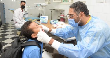 حياة كريمة.. قافلة جامعة القاهرة بأبو النمرس تجرى الكشف الطبى على 1748 مواطنا