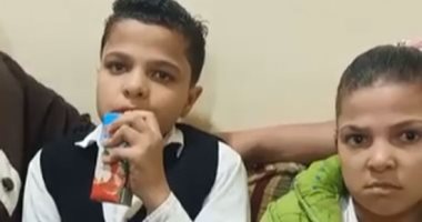 فيديو .. معجزة بشرية رغم مرض التوحد.. أحمد يحفظ القرآن بأرقام السور والآيات