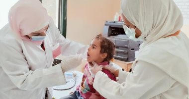 تقديم الخدمات الطبية والعلاجية لـ2292 حالة خلال أعمال قافلة طبية بأبوقرقاص بالمنيا