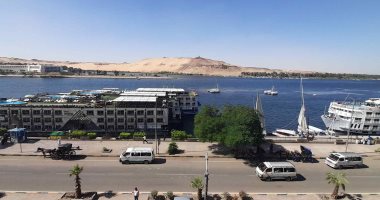 أسوان تتعافى من الطقس السيئ.. أجواء مشرقة وتوافد الأفواج السياحية.. لايف وصور