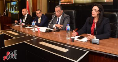ثقافة "الشيوخ" تطالب بزيادة وتيرة المسارح المتنقلة فى القرى والمحافظات النائية