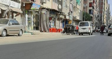 استجابة لـ"صحافة المواطن".. رصف شارع التحرير بعين شمس.. صور