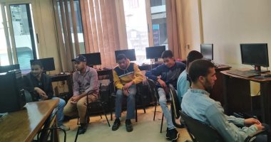 حياة كريمة تقدم منحة رقمية تدريبية لذوى الاحتياجات الخاصة بأسيوط.. صور