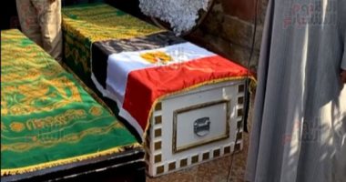 بث مباشر.. علم مصر وآية الكرسى يحتضنان سهير البابلى لمثواها الأخير.. ادعولها