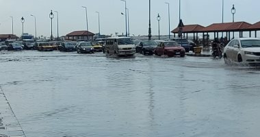 انقلاب مفاجئ وأمطار رعدية غزيرة تضرب الإسكندرية.. ألبوم صور