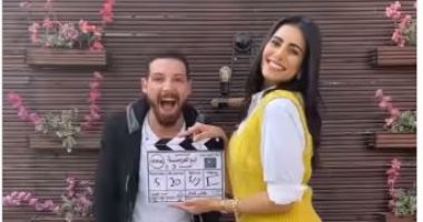 محمود حجازى وولاء الشريف فى كواليس تصوير أول يوم من "أبو العروسة 3".. فيديو
