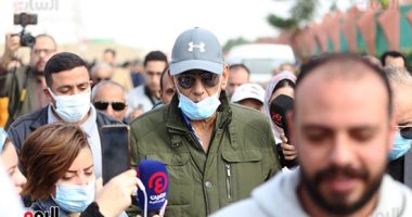 أشرف زكى وأحمد بدير وجومانا مراد أول حضور جنازة الفنانة سهير البابلى 