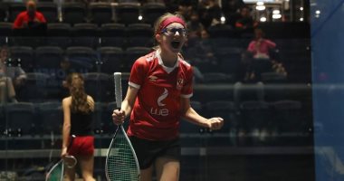 مرتدية قميص الأهلي.. الأمريكية ديكسون هيل تفوز ببطولة الجمهورية لناشئات الاسكواش