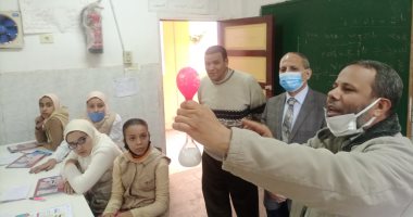 عودة الطلاب للمدارس بعد تحسن حالة الطقس بكفر الشيخ.. صور