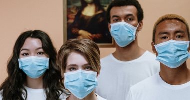 خبراء يتوقعون نهاية كورونا بحلول 2023 وتحويلها وباء مستوطنا كالإنفلونزا