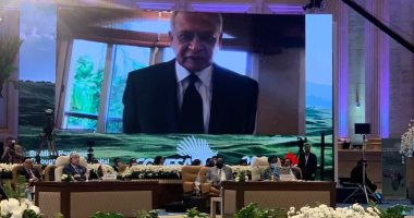 السفير أشرف راشد يؤدى اليمين القانونية لانتخابه عضوا بلجنة حكماء الكوميسا مجددا